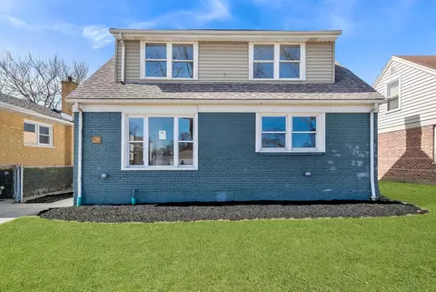 804 Suffolk Ave, Westchester, IL 60154