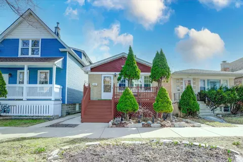 3935 N Saint Louis Ave, Chicago, IL 60618