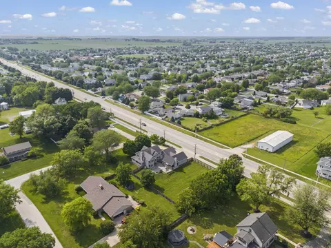 View/Area - 2398 S Williamsburg Dr, Plainfield, IL 60586 photo 7 of 11