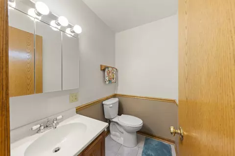 Bath - 2398 S Williamsburg Dr, Plainfield, IL 60586 photo 1 of 5