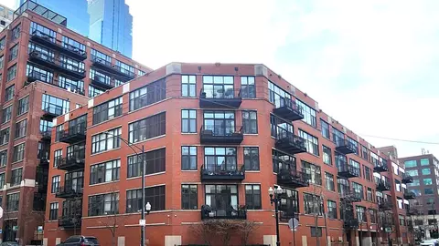 333 W Hubbard St #607, Chicago, IL 60654