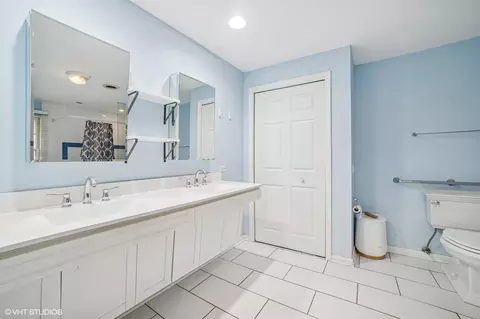 433 N Worth Ave, Elgin, IL 60123 photo 9