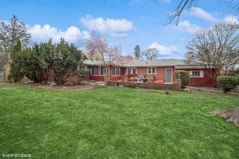 433 N Worth Ave, Elgin, IL 60123 photo 16