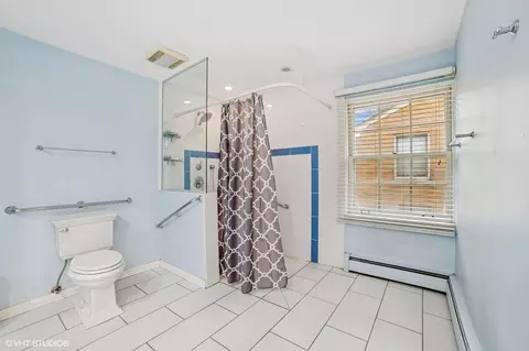 433 N Worth Ave, Elgin, IL 60123 photo 10