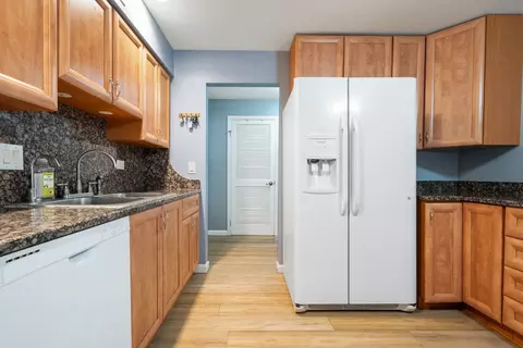 Kitchen - 5501 Carriageway Dr #202A, Rolling Meadows, IL 60008 photo 3 of 7