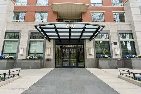 270 E Pearson St #1502, Chicago, IL 60611