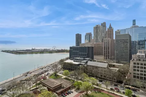 View/Area - 270 E Pearson St #1502, Chicago, IL 60611 photo 2 of 5