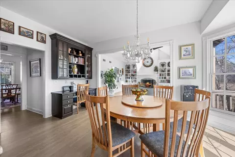 Dining - 1651 Eagle Brook Dr, Geneva, IL 60134 photo 1 of 3