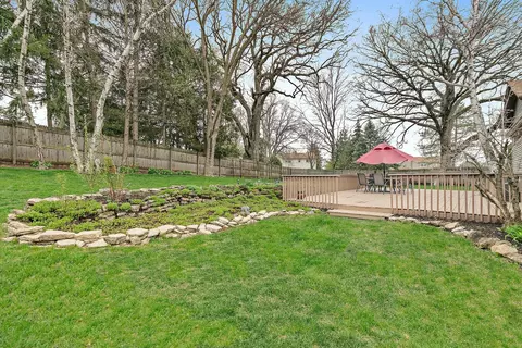 1994 Monday Dr, Elgin, IL 60123 photo 26