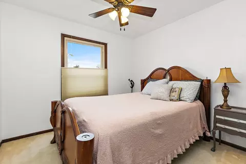 1994 Monday Dr, Elgin, IL 60123 photo 12