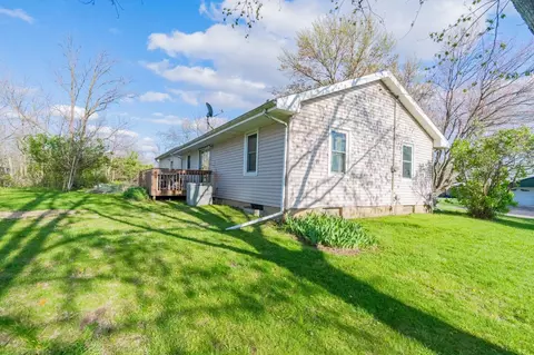 306 E Dooley St, Downs, IL 61736 photo 22