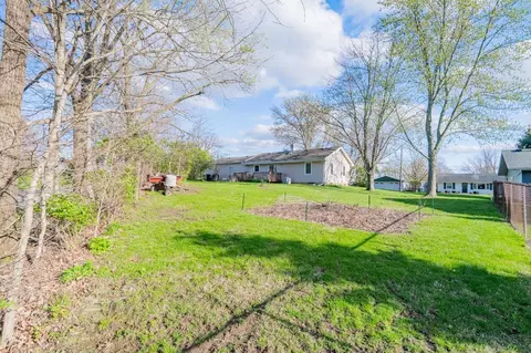 306 E Dooley St, Downs, IL 61736 photo 24