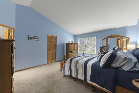 2217 Cedar Ridge Dr, Plainfield, IL 60586 photo 14