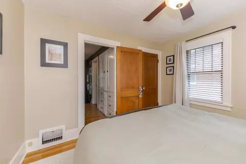 105 Warner St, Bloomington, IL 61701 photo 24