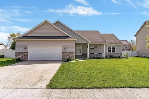 1035 Heritage Dr, Diamond, IL 60416
