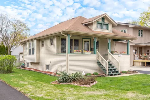 Exterior - 126 N Berteau Ave, Bartlett, IL 60103 photo 2 of 6