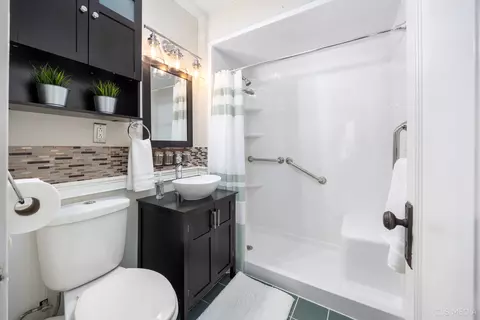 Bath - 126 N Berteau Ave, Bartlett, IL 60103 photo 1 of 2