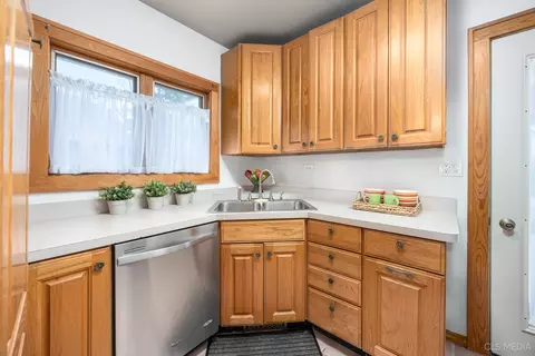Kitchen - 126 N Berteau Ave, Bartlett, IL 60103 photo 1 of 3
