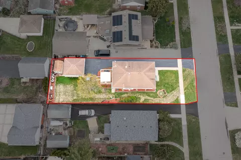 View/Area - 126 N Berteau Ave, Bartlett, IL 60103 photo 2 of 6