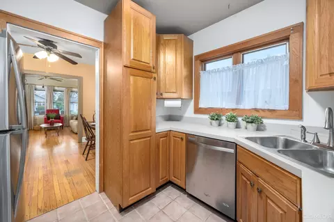 Kitchen - 126 N Berteau Ave, Bartlett, IL 60103 photo 3 of 3