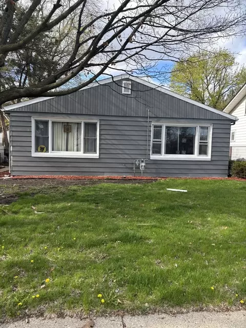 3025 Parkside Ave, Rockford, IL 61101