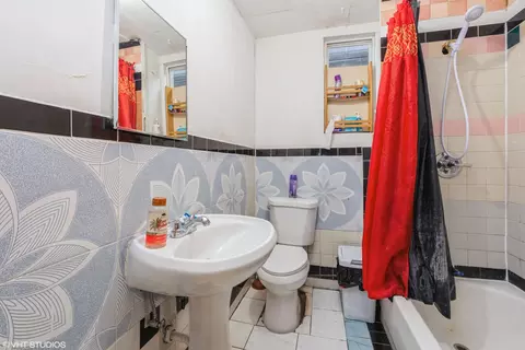 Bath - 1733 N Keating Ave, Chicago, IL 60639 photo 3 of 3