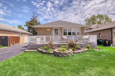 7413 S Thomas Ave, Bridgeview, IL 60455