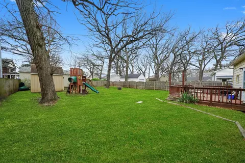 Exterior - 16140 S Lawrence St, Plainfield, IL 60544 photo 6 of 9