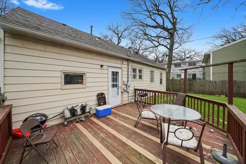 Exterior - 16140 S Lawrence St, Plainfield, IL 60544 photo 2 of 9