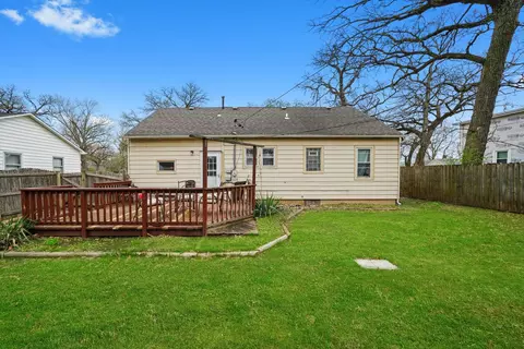Exterior - 16140 S Lawrence St, Plainfield, IL 60544 photo 5 of 9