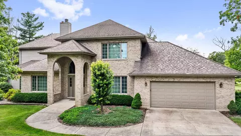 5632 Fairview Ave, Downers Grove, IL 60516