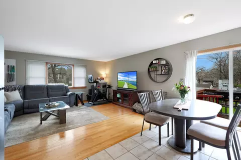 Living - 4215 Sweitzer Rd, Algonquin, IL 60102 photo 3 of 3