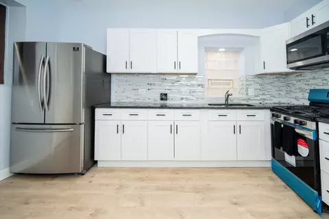 Kitchen - 154 W 74th St, Chicago, IL 60621 photo 6 of 8