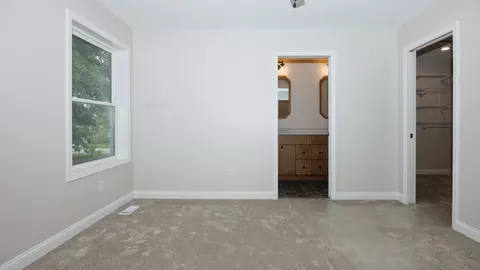512 E Walnut St, Hudson, IL 61748 photo 27