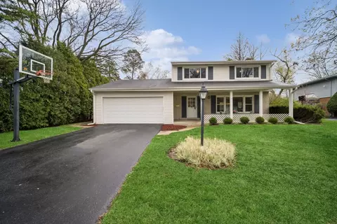 1801 Ellendale Dr, Northbrook, IL 60062