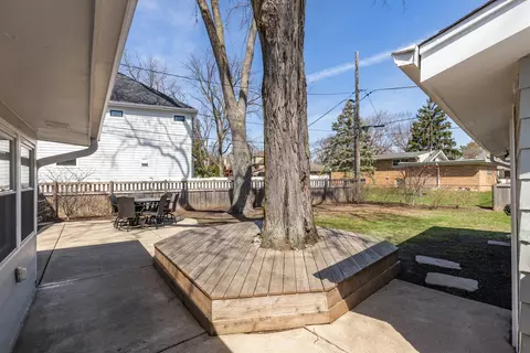 736 Willow Rd, Naperville, IL 60540 photo 29