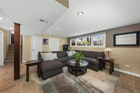 736 Willow Rd, Naperville, IL 60540 photo 25