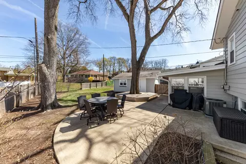 736 Willow Rd, Naperville, IL 60540 photo 32