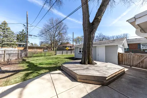 736 Willow Rd, Naperville, IL 60540 photo 38