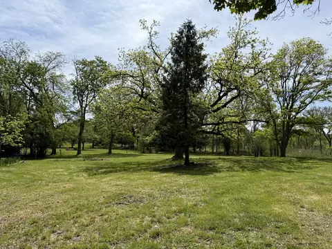 737 Becker Rd, Glenview, IL 60025 photo 13