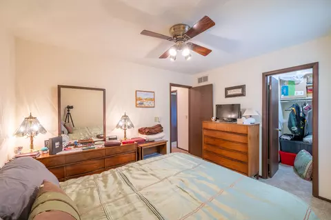 Bedroom - 348 Apple St, Dixon, IL 61021 photo 4 of 4