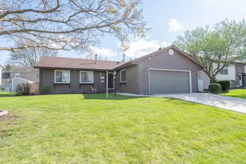 348 Apple St, Dixon, IL 61021