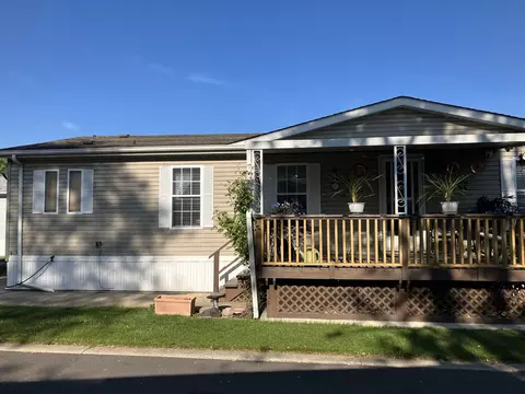 6801 S La Grange Rd #D17, Hodgkins, IL 60525