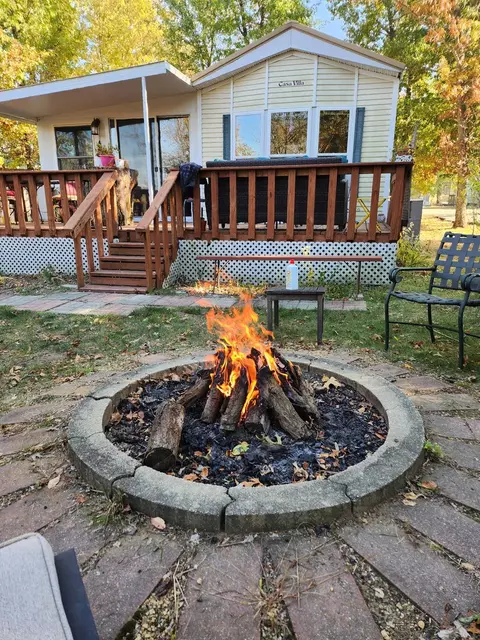 25-25 Woodhaven Lks, Sublette, IL 61367