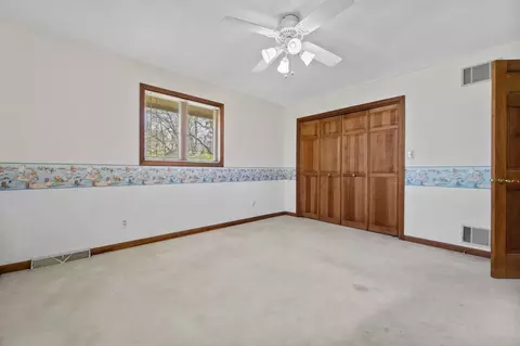 Bedroom - 705 Briar Ln, Morris, IL 60450 photo 8 of 8