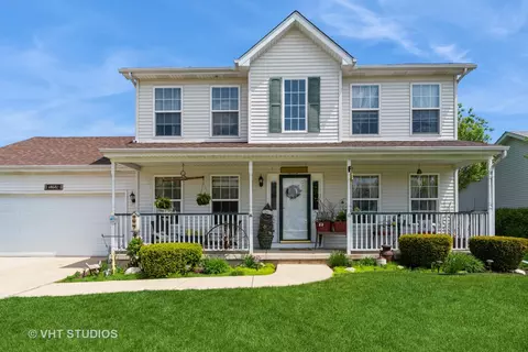 1318 Evergreen Ln, Yorkville, IL 60560