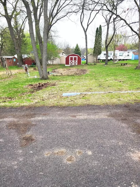 11206 207 Woodhaven, Sublette, IL 61367