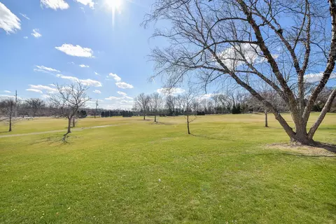 2054 Dorset Dr, Wheaton, IL 60189 photo 26