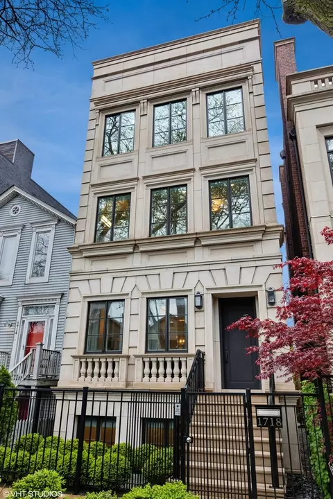 1718 N Mohawk St, Chicago, IL 60614
