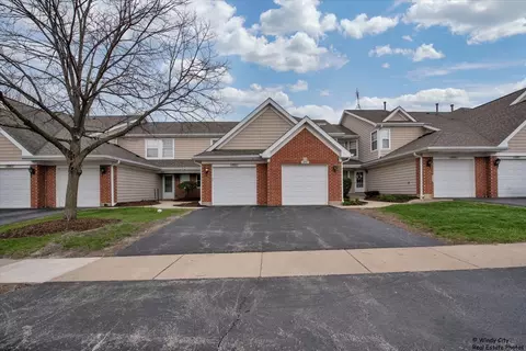 366 Winfield Ct, Schaumburg, IL 60194